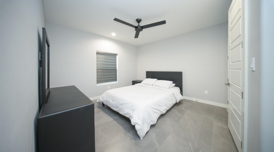 2505 Lucia Ct, Laredo, Texas 78041, 3 Bedrooms Bedrooms, 5 Rooms Rooms,3 BathroomsBathrooms,Residential,For Sale,2505 Lucia Ct,20264484