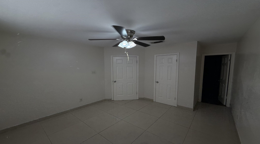 8710 McPherson Rd, Laredo, Texas 78045, 3 Bedrooms Bedrooms, 6 Rooms Rooms,3 BathroomsBathrooms,Residential,For Rent,8710 McPherson Rd,20264485