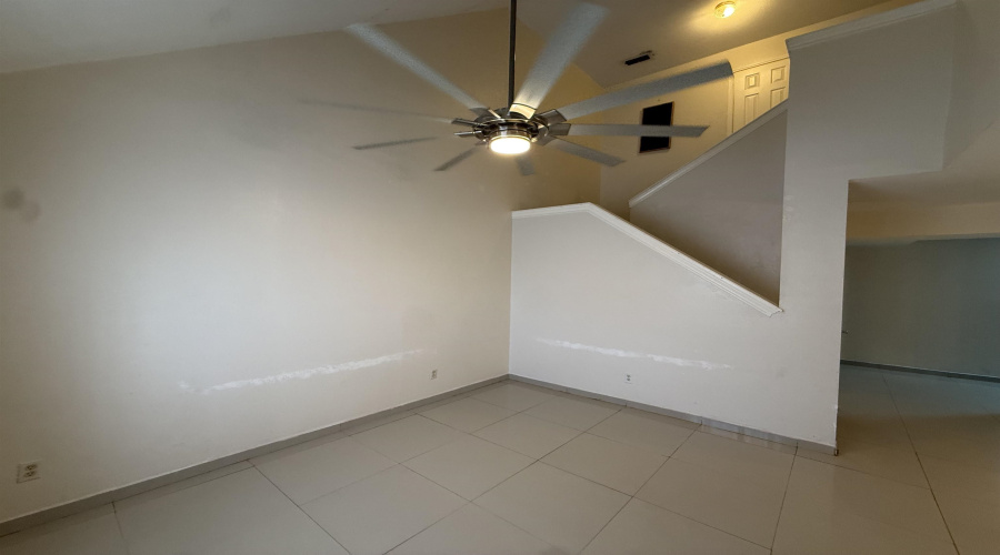 8710 McPherson Rd, Laredo, Texas 78045, 3 Bedrooms Bedrooms, 6 Rooms Rooms,3 BathroomsBathrooms,Residential,For Rent,8710 McPherson Rd,20264485