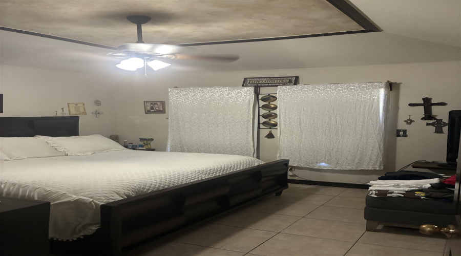 8716 Puerto Amarante, LAREDO, Texas 78045, 3 Bedrooms Bedrooms, 5 Rooms Rooms,2 BathroomsBathrooms,Residential,For Sale,8716 Puerto Amarante,20264486