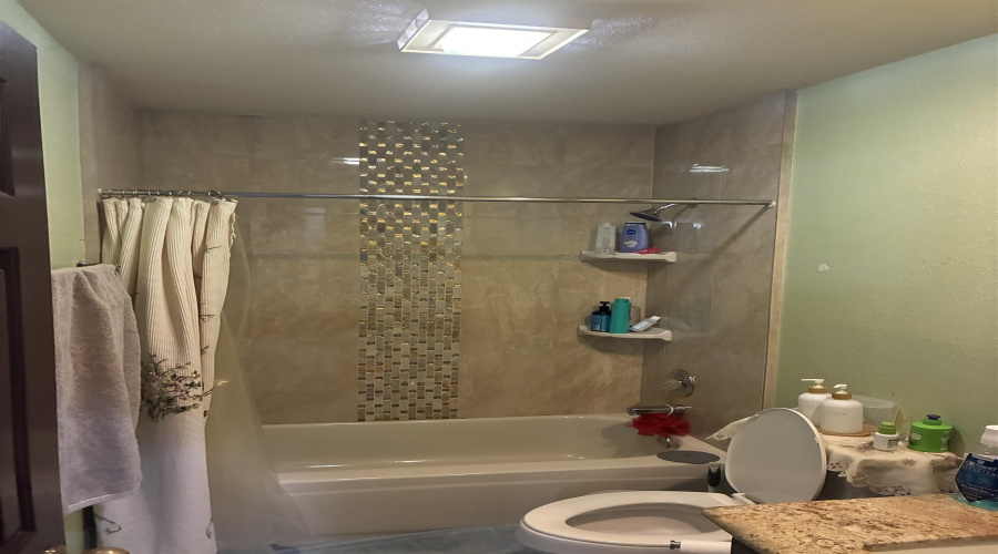 8716 Puerto Amarante, LAREDO, Texas 78045, 3 Bedrooms Bedrooms, 5 Rooms Rooms,2 BathroomsBathrooms,Residential,For Sale,8716 Puerto Amarante,20264486