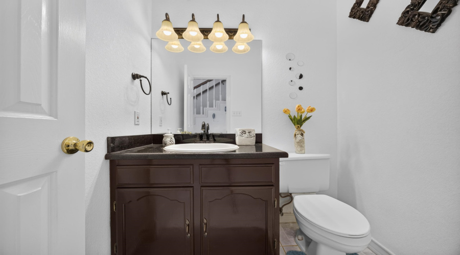 9013 Cliff Dr, Laredo, Texas 78045, 3 Bedrooms Bedrooms, 6 Rooms Rooms,2 BathroomsBathrooms,Residential,For Sale,9013 Cliff Dr,20264487
