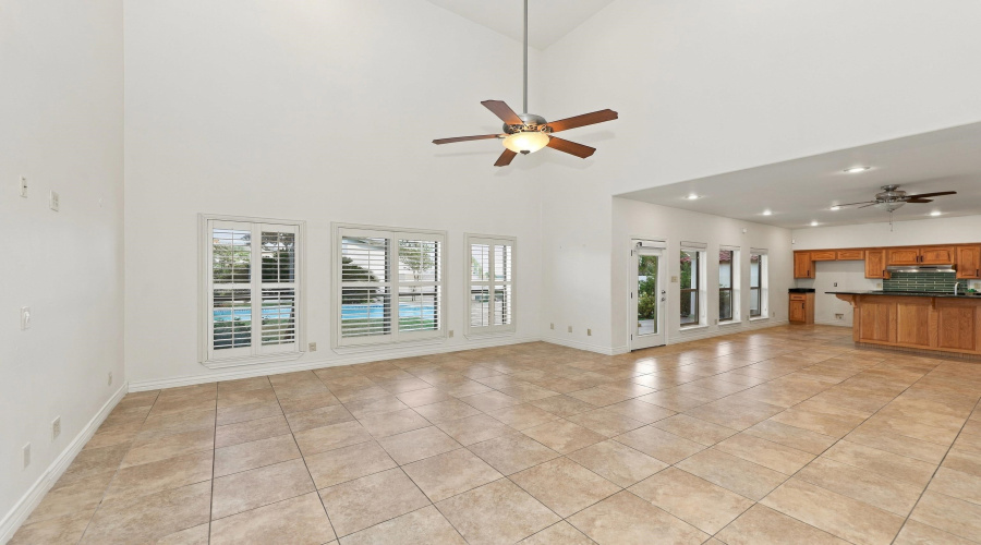 203 Lake Lugano Rd, Laredo, Texas 78041, 3 Bedrooms Bedrooms, 7 Rooms Rooms,3 BathroomsBathrooms,Residential,For Sale,203 Lake Lugano Rd,20264488