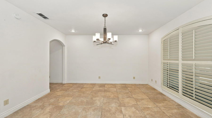 203 Lake Lugano Rd, Laredo, Texas 78041, 3 Bedrooms Bedrooms, 7 Rooms Rooms,3 BathroomsBathrooms,Residential,For Sale,203 Lake Lugano Rd,20264488