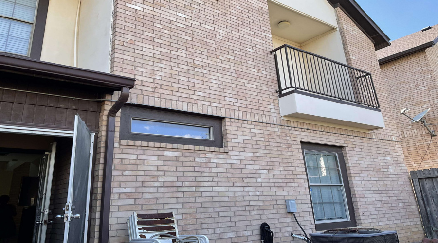 2445 Monarch Dr, Laredo, Texas 78045, 3 Bedrooms Bedrooms, 4 Rooms Rooms,2 BathroomsBathrooms,Residential,For Rent,2445 Monarch Dr,20264491