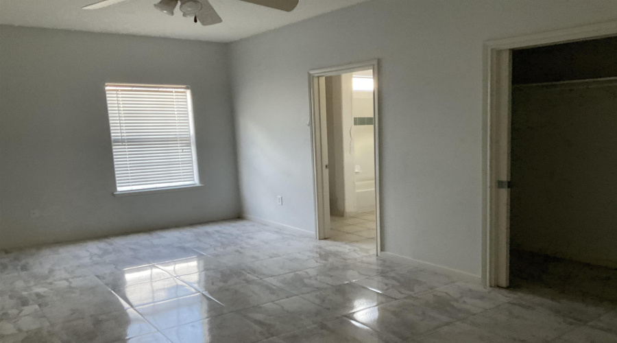 2445 Monarch Dr, Laredo, Texas 78045, 3 Bedrooms Bedrooms, 4 Rooms Rooms,2 BathroomsBathrooms,Residential,For Rent,2445 Monarch Dr,20264491