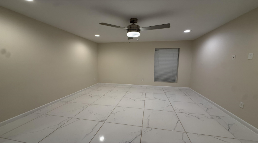 504 Gale Ct, Laredo, Texas 78041, 3 Bedrooms Bedrooms, 5 Rooms Rooms,2 BathroomsBathrooms,Residential,For Rent,504 Gale Ct,20264494