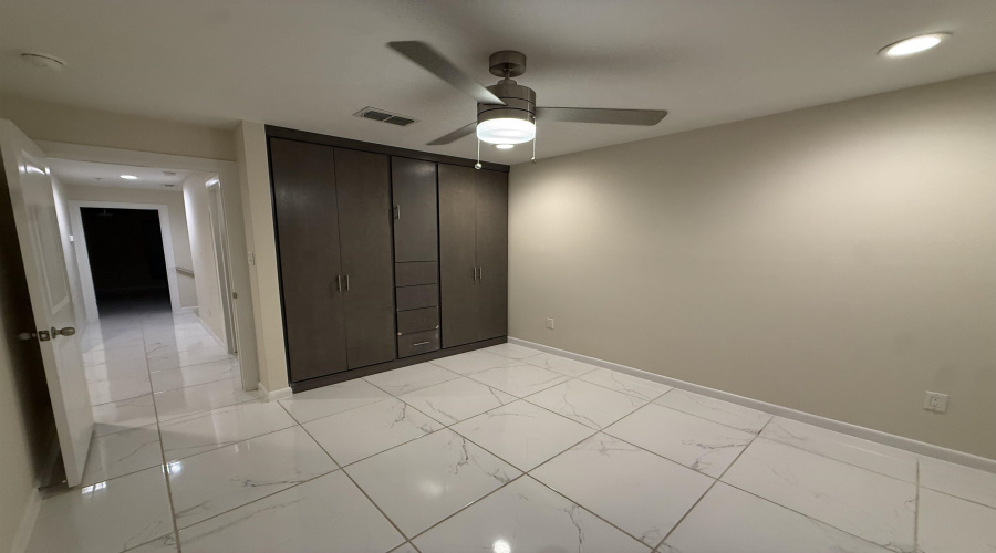 504 Gale Ct, Laredo, Texas 78041, 3 Bedrooms Bedrooms, 5 Rooms Rooms,2 BathroomsBathrooms,Residential,For Rent,504 Gale Ct,20264494