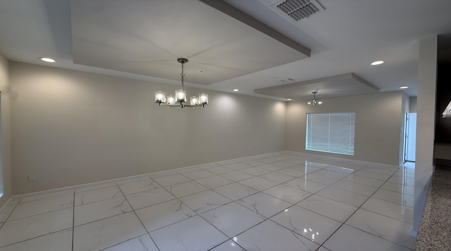 504 Gale Ct, Laredo, Texas 78041, 3 Bedrooms Bedrooms, 5 Rooms Rooms,2 BathroomsBathrooms,Residential,For Rent,504 Gale Ct,20264494