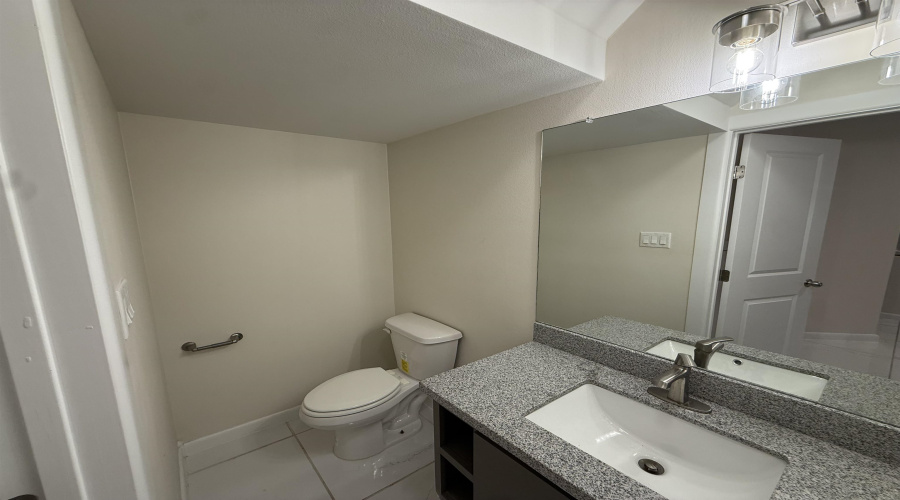 504 Gale Ct, Laredo, Texas 78041, 3 Bedrooms Bedrooms, 5 Rooms Rooms,2 BathroomsBathrooms,Residential,For Rent,504 Gale Ct,20264494