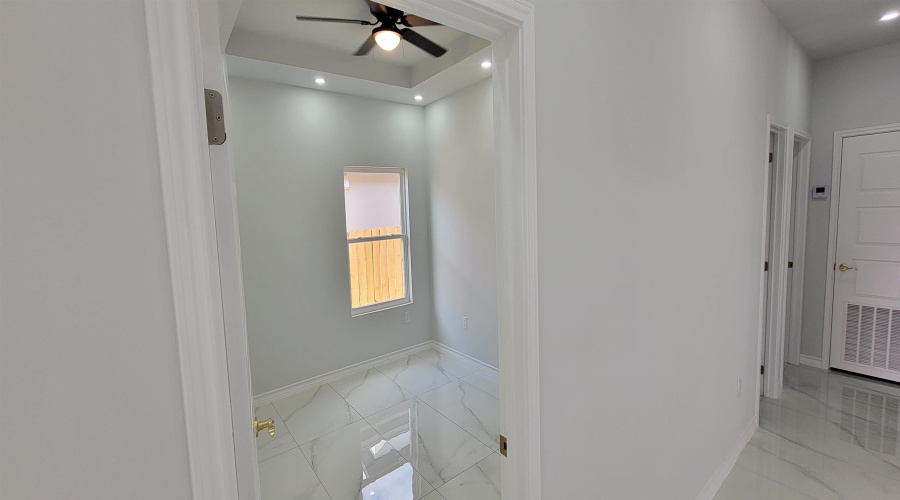 5066 Luna Grande Lp., Laredo, Texas 78046, 4 Bedrooms Bedrooms, 6 Rooms Rooms,2 BathroomsBathrooms,Residential,For Sale,5066 Luna Grande Lp.,20264495