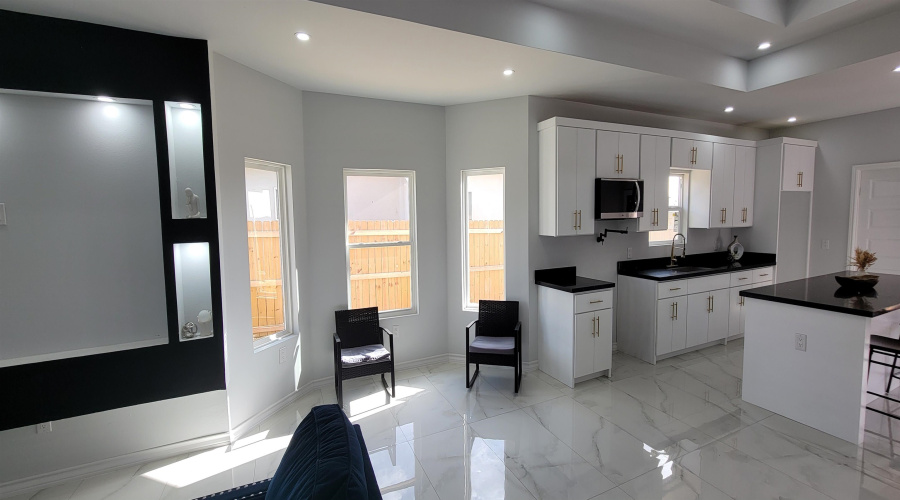 5066 Luna Grande Lp., Laredo, Texas 78046, 4 Bedrooms Bedrooms, 6 Rooms Rooms,2 BathroomsBathrooms,Residential,For Sale,5066 Luna Grande Lp.,20264495