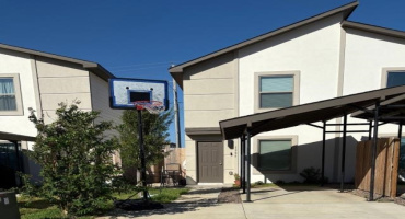 1906 Port Louisiana Dr, Laredo, Texas 78045, 2 Bedrooms Bedrooms, 5 Rooms Rooms,2 BathroomsBathrooms,Residential,For Rent,1906 Port Louisiana Dr,20264498