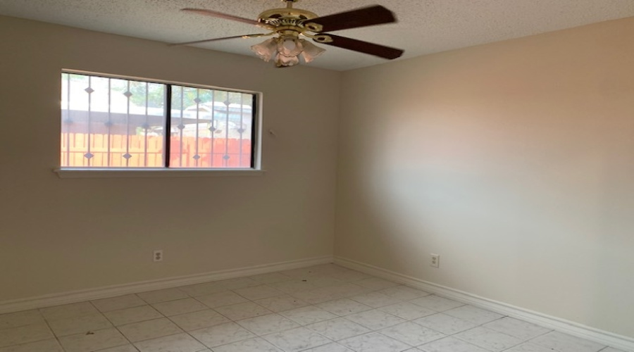 5707 Post Oak Dr, LAREDO, Texas 78041, 3 Bedrooms Bedrooms, 5 Rooms Rooms,2 BathroomsBathrooms,Residential,For Rent,5707 Post Oak Dr,20264502