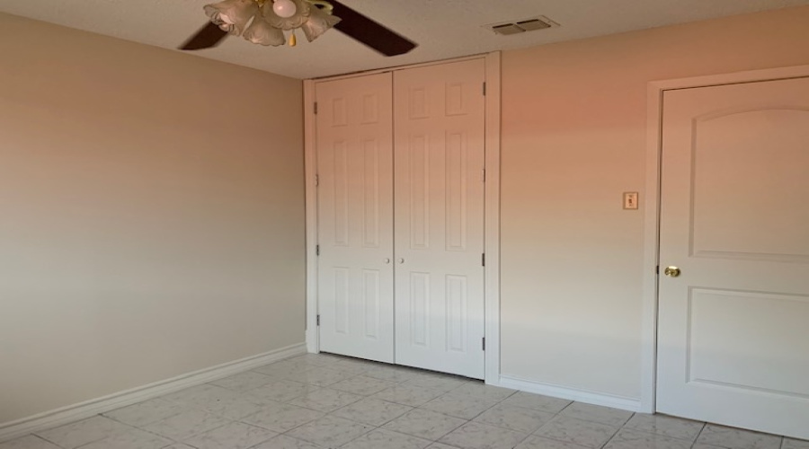 5707 Post Oak Dr, LAREDO, Texas 78041, 3 Bedrooms Bedrooms, 5 Rooms Rooms,2 BathroomsBathrooms,Residential,For Rent,5707 Post Oak Dr,20264502