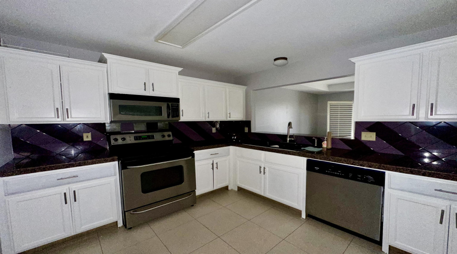 9804 Cantera Ct, Laredo, Texas 78045, 3 Bedrooms Bedrooms, 5 Rooms Rooms,2 BathroomsBathrooms,Residential,For Rent,9804 Cantera Ct,20264510