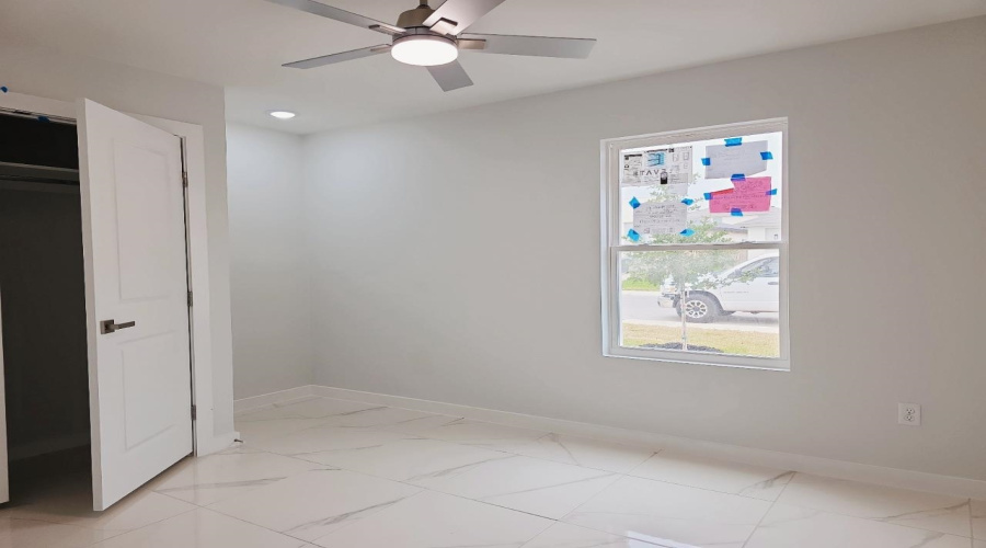 2335 Mango Rd., LAREDO, Texas 78046, 3 Bedrooms Bedrooms, 5 Rooms Rooms,2 BathroomsBathrooms,Residential,For Sale,2335 Mango Rd.,20264513