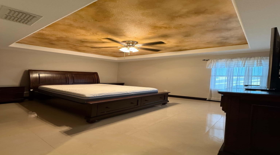 7212 Lake Victoria Rd, LAREDO, Texas 78041, 3 Bedrooms Bedrooms, 8 Rooms Rooms,2 BathroomsBathrooms,Residential,For Sale,7212 Lake Victoria Rd,20264515