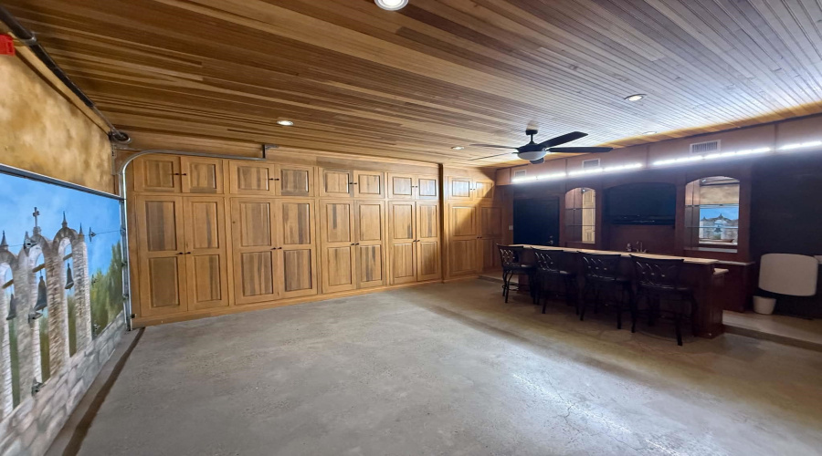 7212 Lake Victoria Rd, LAREDO, Texas 78041, 3 Bedrooms Bedrooms, 8 Rooms Rooms,2 BathroomsBathrooms,Residential,For Sale,7212 Lake Victoria Rd,20264515