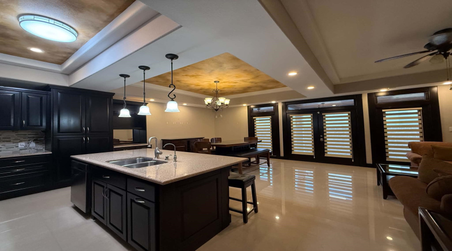 7212 Lake Victoria Rd, LAREDO, Texas 78041, 3 Bedrooms Bedrooms, 8 Rooms Rooms,2 BathroomsBathrooms,Residential,For Sale,7212 Lake Victoria Rd,20264515