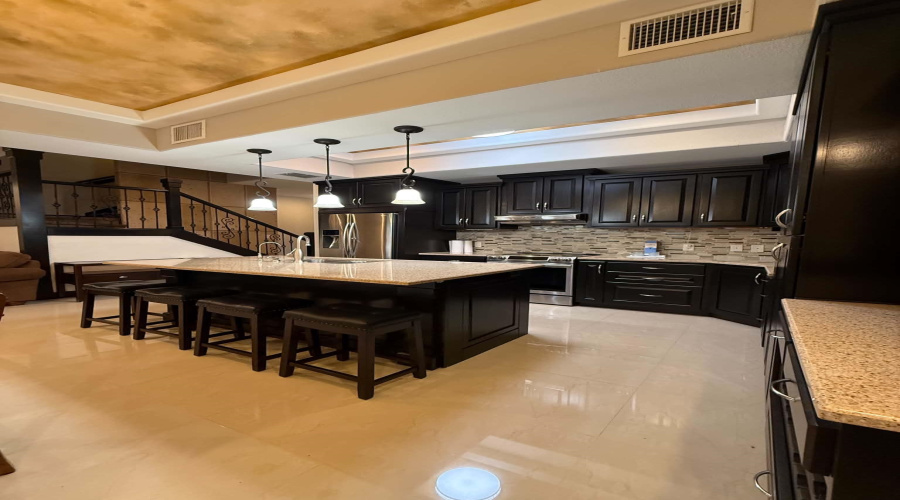 7212 Lake Victoria Rd, LAREDO, Texas 78041, 3 Bedrooms Bedrooms, 8 Rooms Rooms,2 BathroomsBathrooms,Residential,For Sale,7212 Lake Victoria Rd,20264515