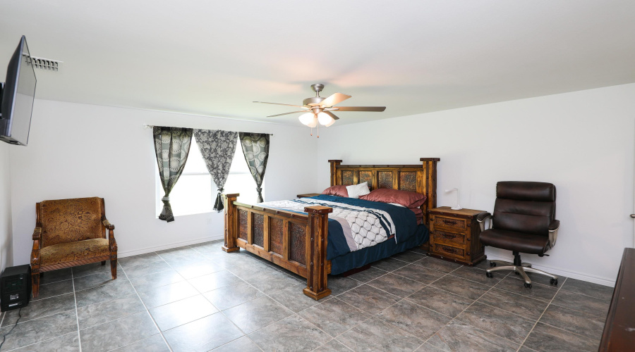 5625 Encanto Dr., Laredo, Texas 78046, 4 Bedrooms Bedrooms, 2 Rooms Rooms,2 BathroomsBathrooms,Residential,For Rent,5625 Encanto Dr.,20264516