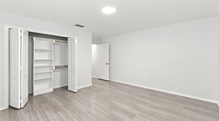 9919 Rosary Ln., Laredo, Texas 78045, 3 Bedrooms Bedrooms, 6 Rooms Rooms,2 BathroomsBathrooms,Residential,For Rent,9919 Rosary Ln.,20264519