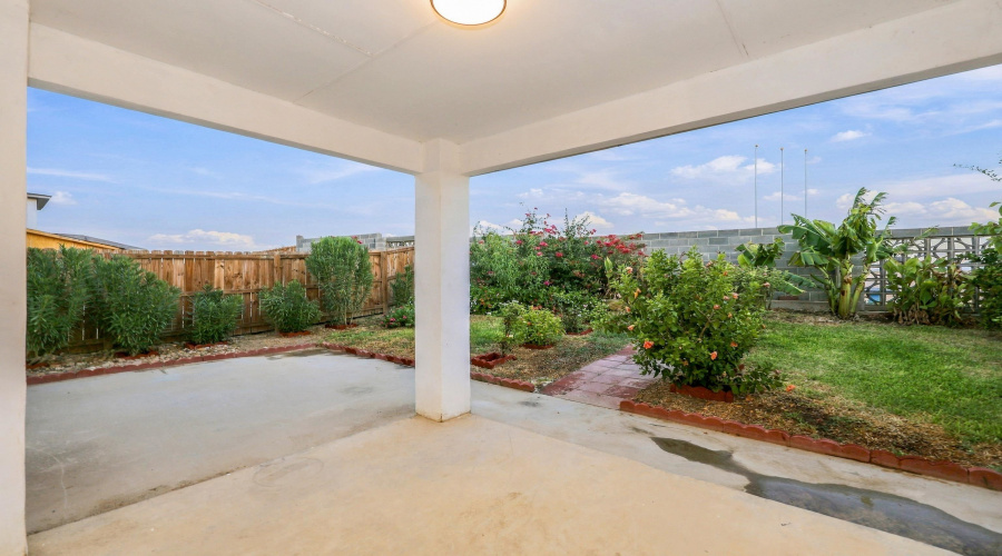 9919 Rosary Ln., Laredo, Texas 78045, 3 Bedrooms Bedrooms, 6 Rooms Rooms,2 BathroomsBathrooms,Residential,For Rent,9919 Rosary Ln.,20264519