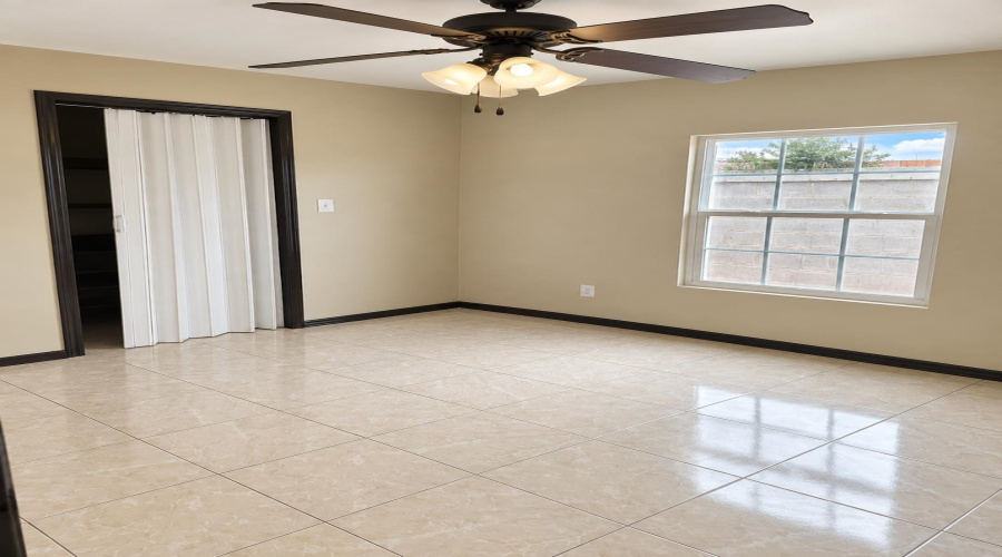 4121 Marcy, Laredo, Texas 78046, 4 Bedrooms Bedrooms, 6 Rooms Rooms,3 BathroomsBathrooms,Residential,For Sale,4121 Marcy,20264527