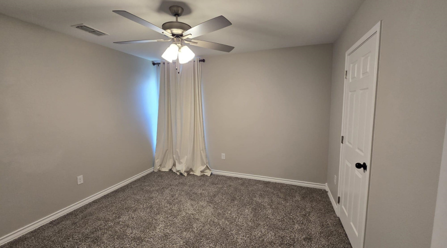 1511 Ocaso Dr., Laredo, Texas 78045, 5 Bedrooms Bedrooms, 8 Rooms Rooms,3 BathroomsBathrooms,Residential,For Rent,1511 Ocaso Dr.,20264528