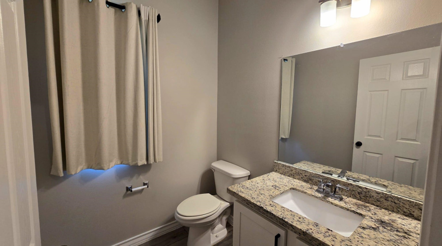 1511 Ocaso Dr., Laredo, Texas 78045, 5 Bedrooms Bedrooms, 8 Rooms Rooms,3 BathroomsBathrooms,Residential,For Rent,1511 Ocaso Dr.,20264528