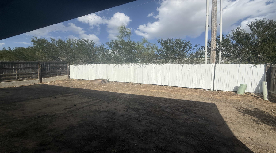 811 Bartolome Ln, Laredo, Texas 78046, 3 Bedrooms Bedrooms, 5 Rooms Rooms,2 BathroomsBathrooms,Residential,For Rent,811 Bartolome Ln,20264530