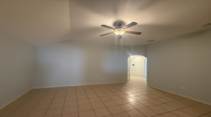 811 Bartolome Ln, Laredo, Texas 78046, 3 Bedrooms Bedrooms, 5 Rooms Rooms,2 BathroomsBathrooms,Residential,For Rent,811 Bartolome Ln,20264530