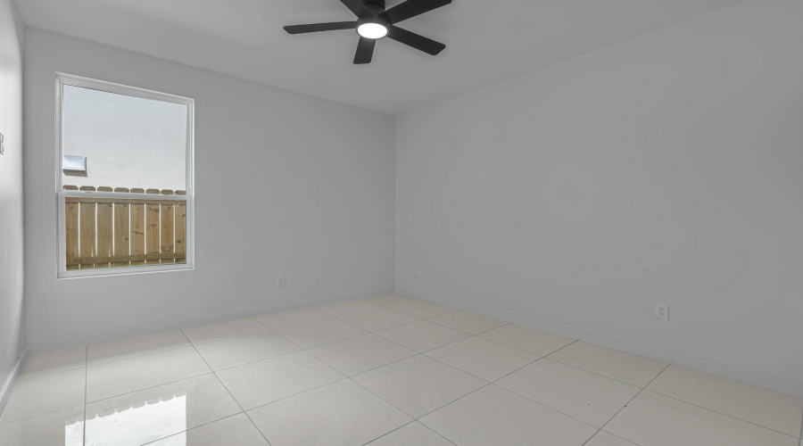 107 Balmorhea Dr., Laredo, Texas 78045, 3 Bedrooms Bedrooms, 4 Rooms Rooms,2 BathroomsBathrooms,Residential,For Sale,107 Balmorhea Dr.,20264535
