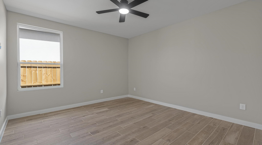 111 Balmorhea Dr., Laredo, Texas 78045, 3 Bedrooms Bedrooms, 4 Rooms Rooms,2 BathroomsBathrooms,Residential,For Sale,111 Balmorhea Dr.,20264536