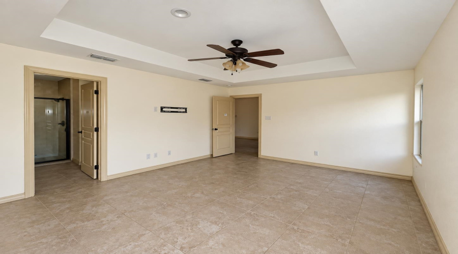919 La Rosita, LAREDO, Texas 78046, 4 Bedrooms Bedrooms, 7 Rooms Rooms,2 BathroomsBathrooms,Residential,For Sale,919 La Rosita,20264537
