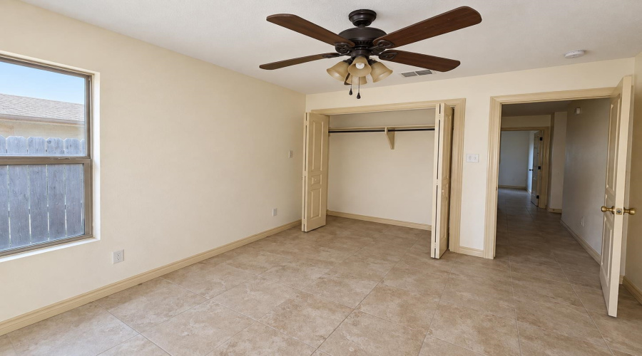 919 La Rosita, LAREDO, Texas 78046, 4 Bedrooms Bedrooms, 7 Rooms Rooms,2 BathroomsBathrooms,Residential,For Sale,919 La Rosita,20264537