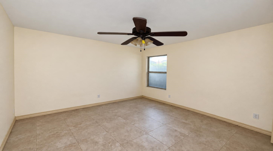 919 La Rosita, LAREDO, Texas 78046, 4 Bedrooms Bedrooms, 7 Rooms Rooms,2 BathroomsBathrooms,Residential,For Sale,919 La Rosita,20264537