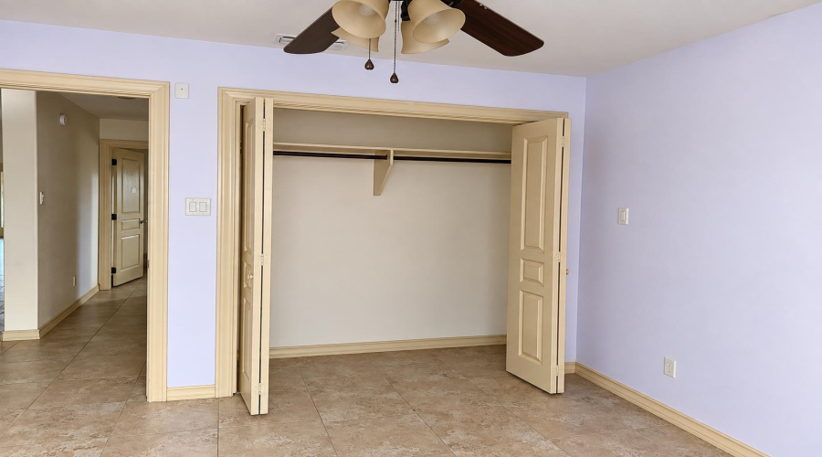 919 La Rosita, LAREDO, Texas 78046, 4 Bedrooms Bedrooms, 7 Rooms Rooms,2 BathroomsBathrooms,Residential,For Sale,919 La Rosita,20264537