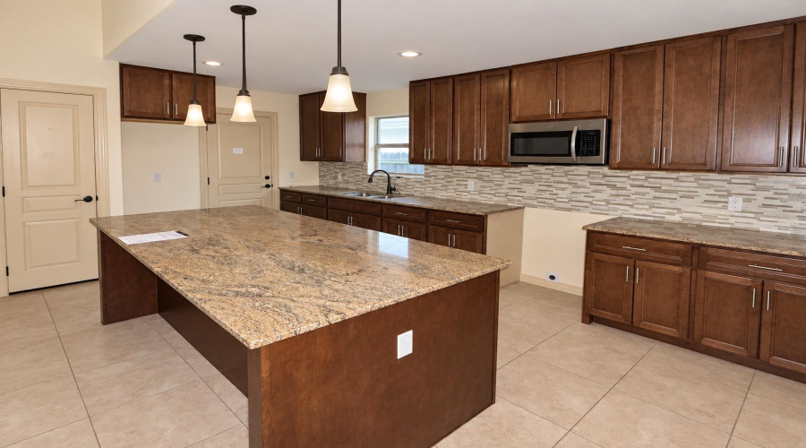 919 La Rosita, LAREDO, Texas 78046, 4 Bedrooms Bedrooms, 7 Rooms Rooms,2 BathroomsBathrooms,Residential,For Sale,919 La Rosita,20264537