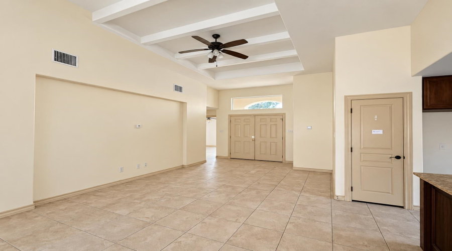 919 La Rosita, LAREDO, Texas 78046, 4 Bedrooms Bedrooms, 7 Rooms Rooms,2 BathroomsBathrooms,Residential,For Sale,919 La Rosita,20264537