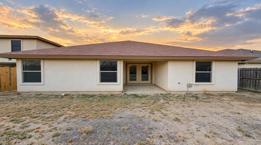 919 La Rosita, LAREDO, Texas 78046, 4 Bedrooms Bedrooms, 7 Rooms Rooms,2 BathroomsBathrooms,Residential,For Sale,919 La Rosita,20264537