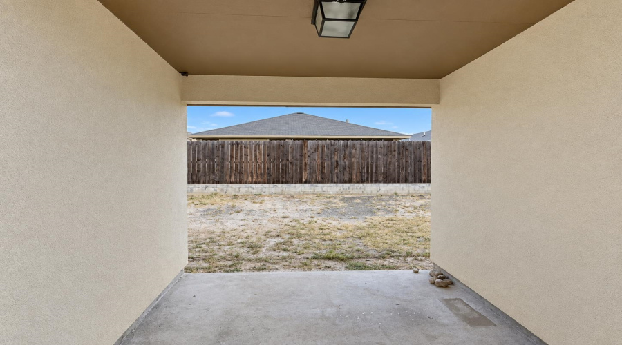 919 La Rosita, LAREDO, Texas 78046, 4 Bedrooms Bedrooms, 7 Rooms Rooms,2 BathroomsBathrooms,Residential,For Sale,919 La Rosita,20264537