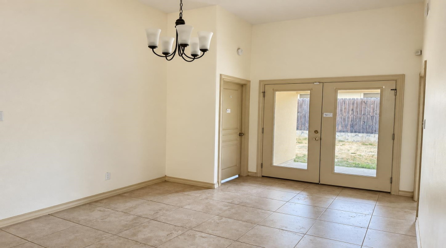 919 La Rosita, LAREDO, Texas 78046, 4 Bedrooms Bedrooms, 7 Rooms Rooms,2 BathroomsBathrooms,Residential,For Sale,919 La Rosita,20264537