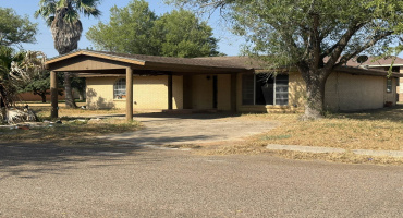 901 W. Kohler St., Hebbronville, Texas 78361, 3 Bedrooms Bedrooms, 5 Rooms Rooms,2 BathroomsBathrooms,Residential,For Sale,901 W. Kohler St.,20264541 901 W. Kohler St., Hebbronville, Texas 78361, 3 Bedrooms Bedrooms, 5 Rooms Rooms,2 BathroomsBathrooms,Residential,For Sale,901 W. Kohler St.,20264541