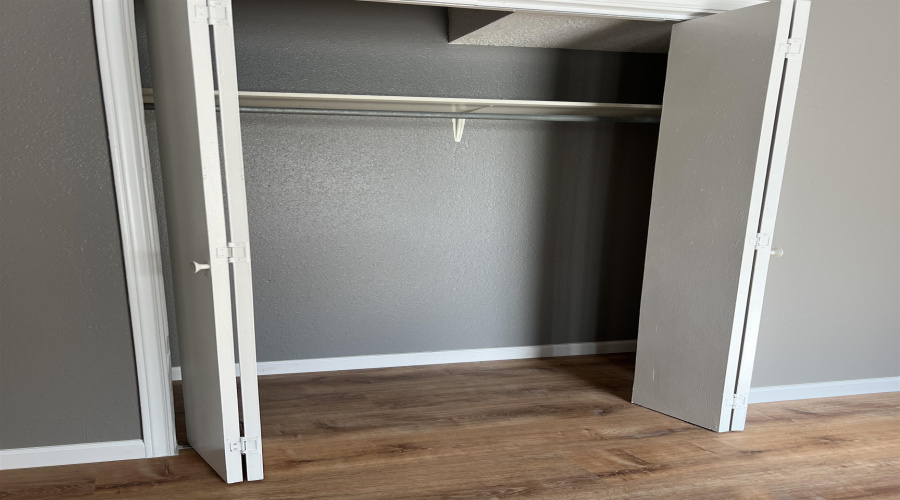 4102 Eagle Pass Ave, Laredo, Texas 78040, 2 Bedrooms Bedrooms, 4 Rooms Rooms,1 BathroomBathrooms,Residential,For Rent,4102 Eagle Pass Ave,20264544