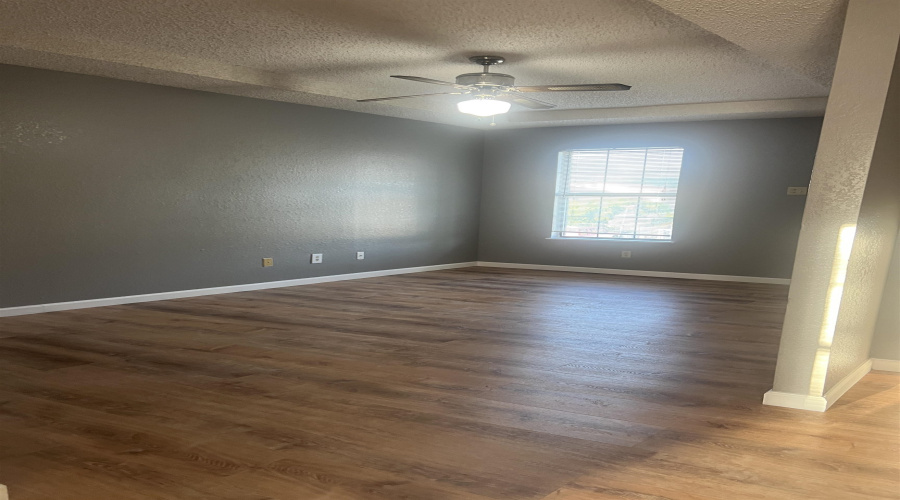 4102 Eagle Pass Ave, Laredo, Texas 78040, 2 Bedrooms Bedrooms, 4 Rooms Rooms,1 BathroomBathrooms,Residential,For Rent,4102 Eagle Pass Ave,20264544