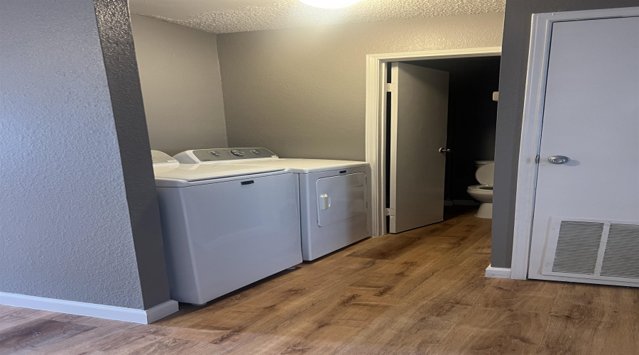 4102 Eagle Pass Ave, Laredo, Texas 78040, 2 Bedrooms Bedrooms, 4 Rooms Rooms,1 BathroomBathrooms,Residential,For Rent,4102 Eagle Pass Ave,20264544