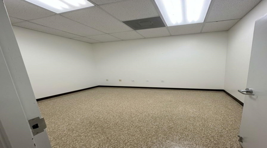 8511 McPherson Rd, Laredo, Texas 78045, 1 Room Rooms,4 BathroomsBathrooms,Commercial retail/office,For Rent,8511 McPherson Rd,20264563