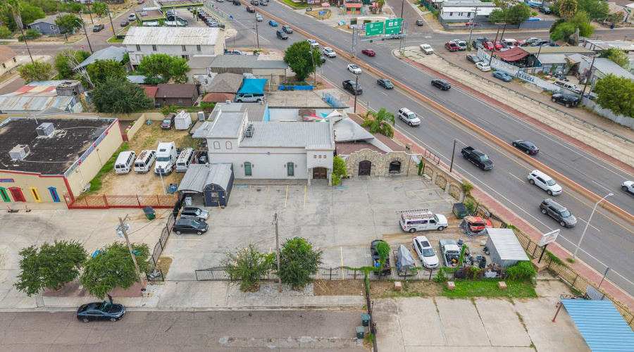2601 Rosario St, LAREDO, Texas 78043, ,4 BathroomsBathrooms,Commercial retail/office,For Sale,2601 Rosario St,20264565